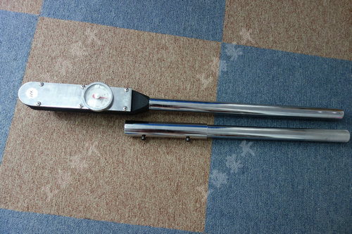 带表扭矩扳手