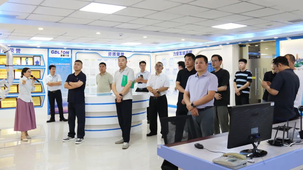配电柜制造企业智能化转型升级研讨会在力安成功举办